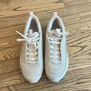 Women’s Nike Air Max